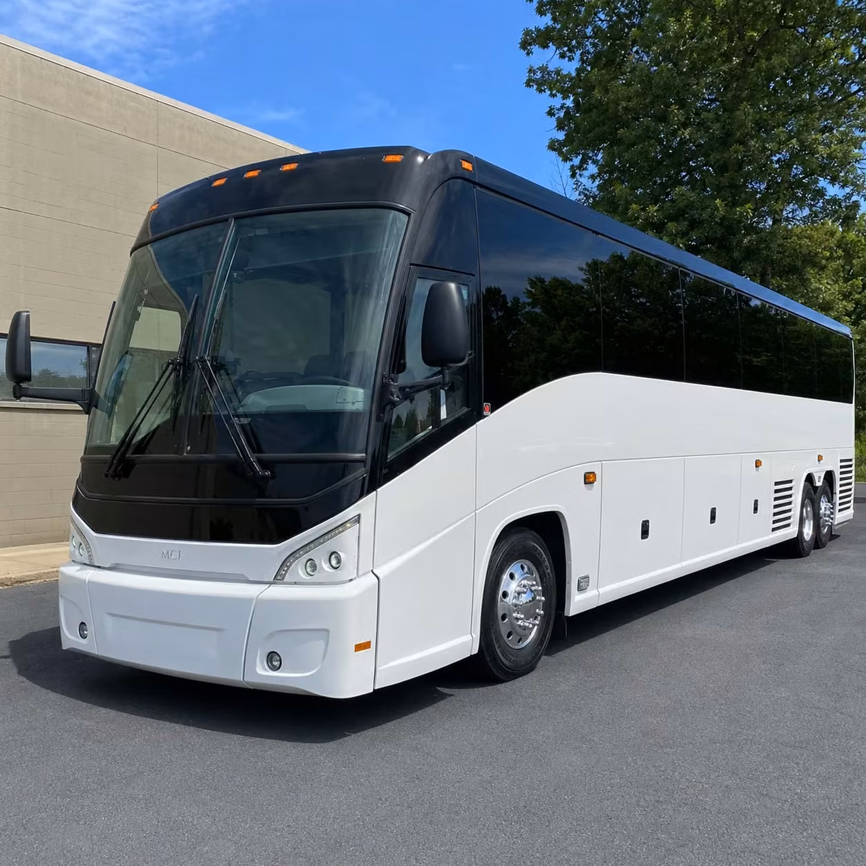 ski resort shuttles and seasonal long distance travel from layton